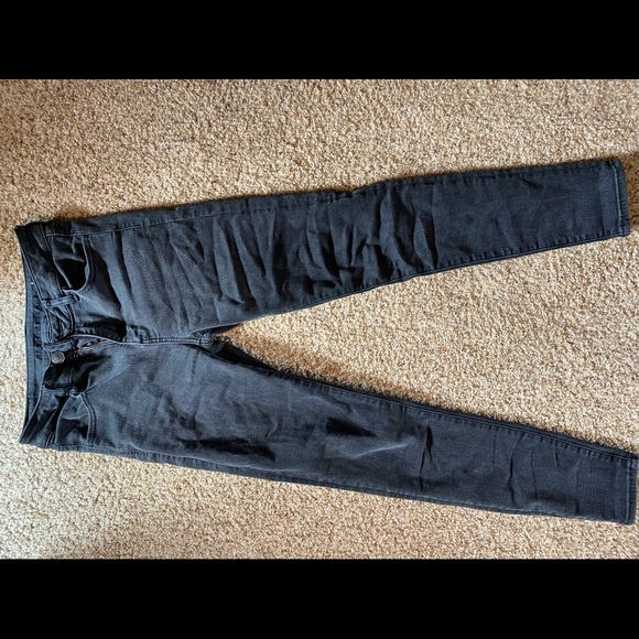 Size 8, American Eagle (for every pair) - Picture 6 of 7
